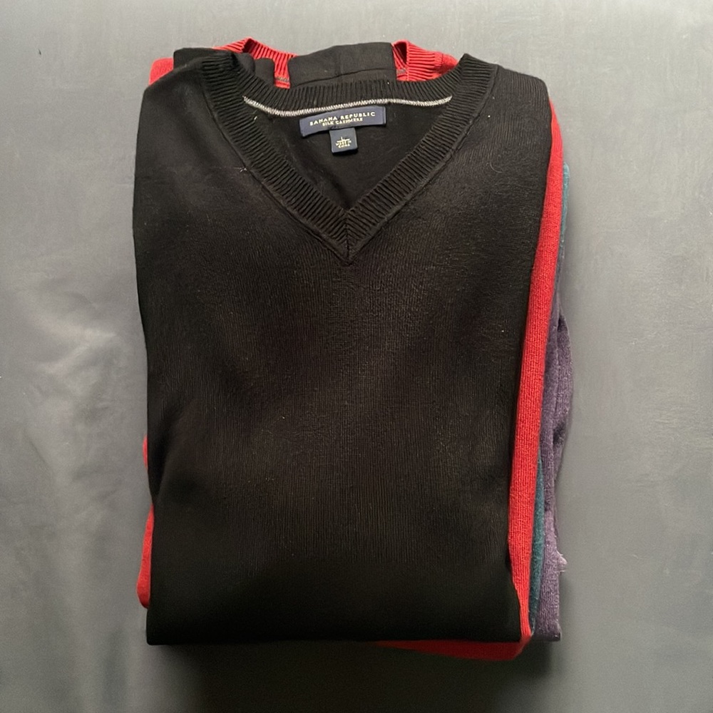 Banana Republic V-Neck Cashmere sweater L